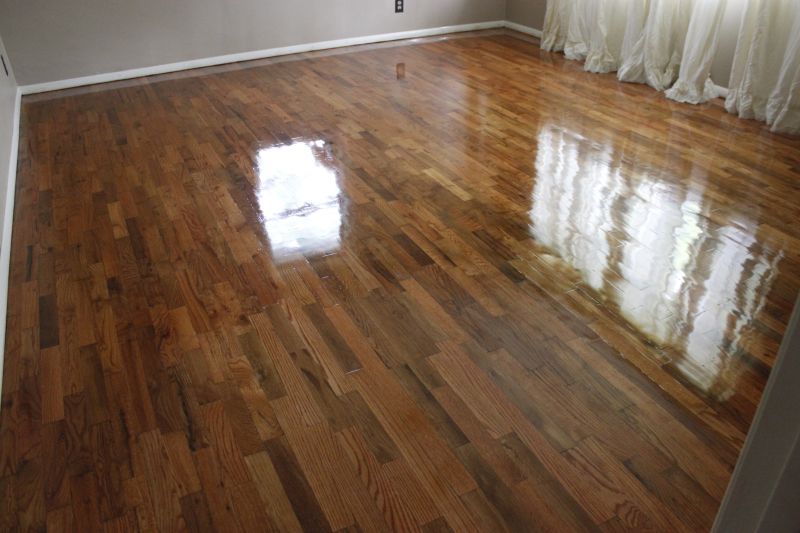 Hardwood Floor Refinshing