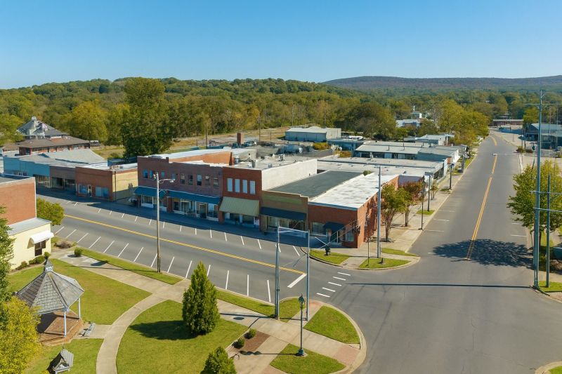 Local Hardwood Floor Installation in Leeds, AL