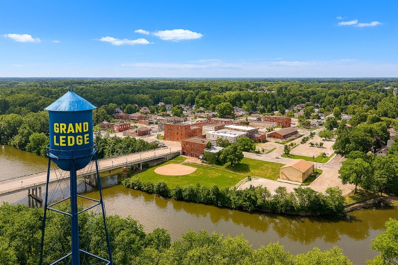 Local Hardwood Floor Installation in Grand Ledge, MI