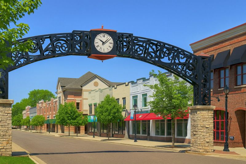 Local Hickory Floor Installation in Grosse Pointe, MI