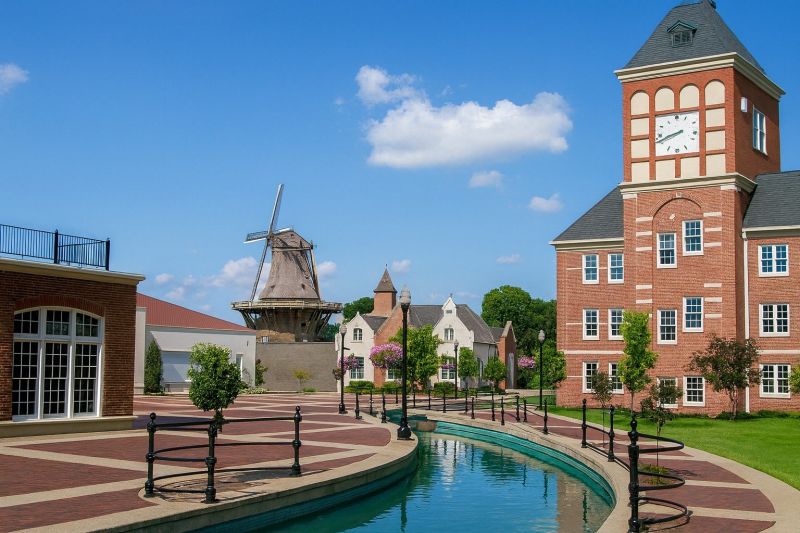 Local Hickory Floor Installation in Pella, IA