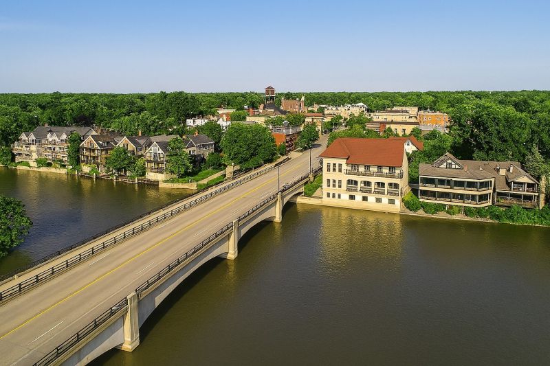 Local Maple Flooring Installation in Geneva, IL