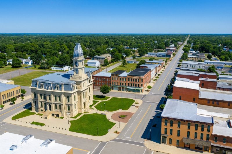 Local Oak Floor Installation in Bellefontaine, OH