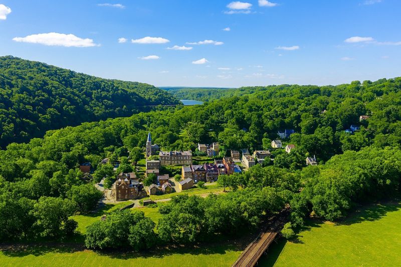 Local Oak Floor Installation in Falls Church, VA