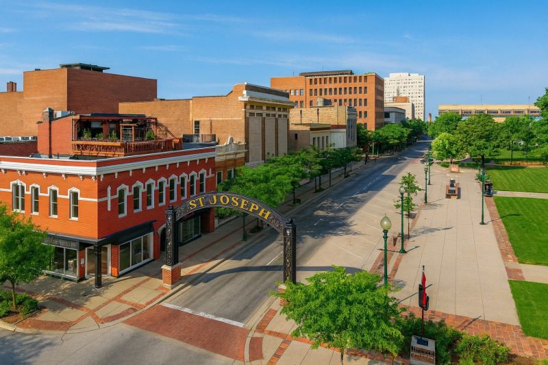 Local Pine Floor Installation in Saint Joseph, MO